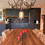Eden Mountain Resort- Karola